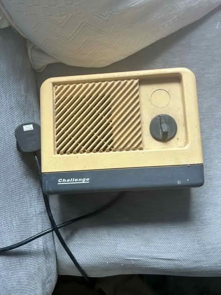 Photo of free Very old fan heater (Peachcroft OX14) #1