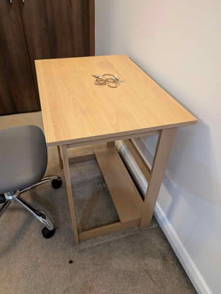 Photo of free Office table (Hungerford Road N7 london) #2