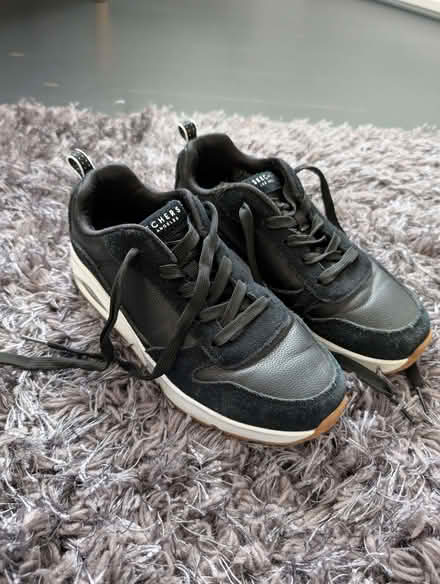 Photo of free Boys Skechers Trainers Size 3 UK (Carterton OX18) #1