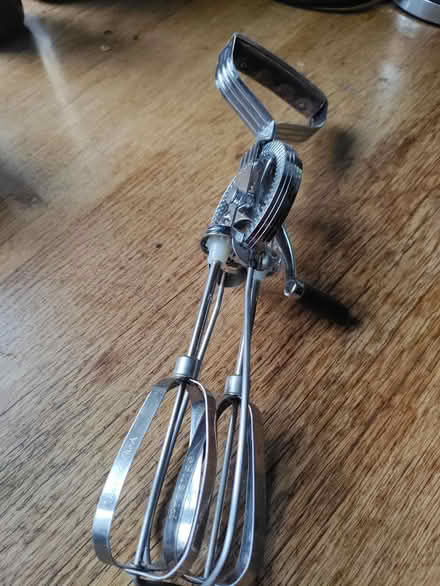 Photo of Hand egg whisk (Brightwell Baldwin OX49) #1