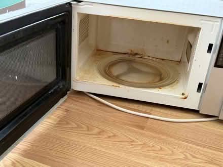 Photo of free SANYO microwave oven (Leyton Grange E10) #4