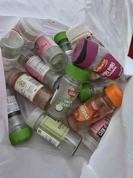 Photo of free Spices containers (Luton, Stopsley) #1
