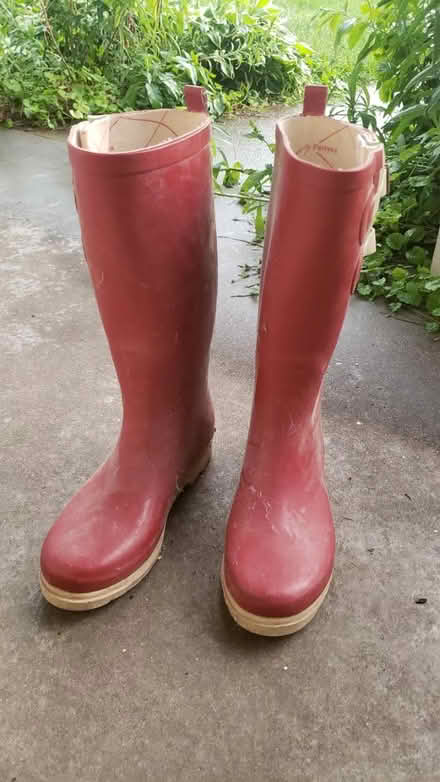 Photo of free Rain boots (Kirkwood) #1