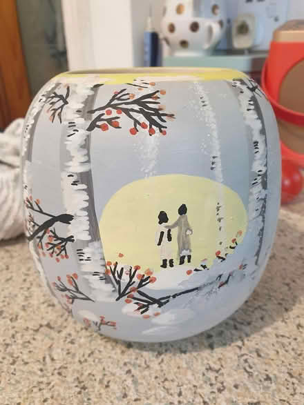 Photo of free Decorative pot approx 12cm tall (Guildford GU2) #1