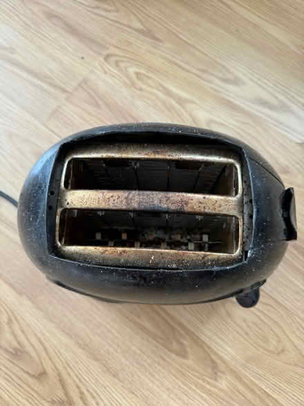 Photo of free Cookworks toaster (Leyton Grange E10) #3
