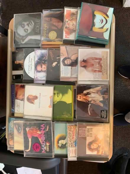 Photo of free CDS (RG2) #1