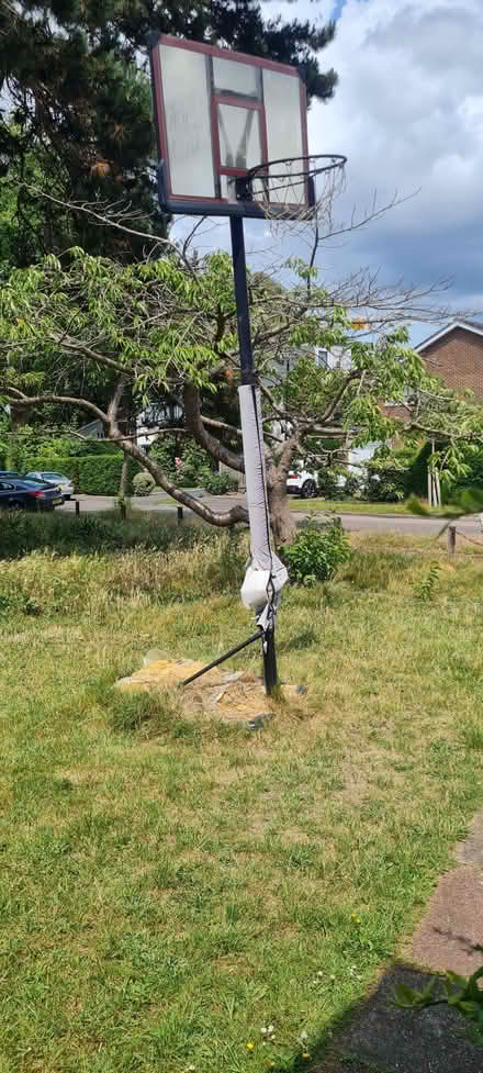 Photo of free Basketball hoop (Petersham TW10) #1