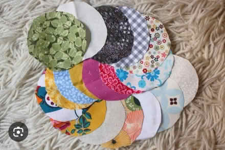 Photo of Variety of Fabric Offcuts (BD7) #3