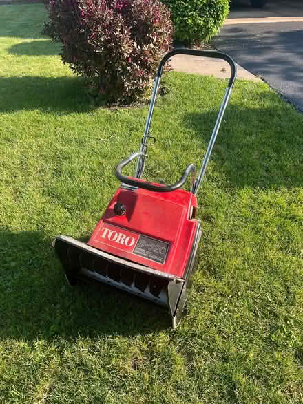 Photo of free Snow Blower - Toro S-620 (South Wheaton) #1