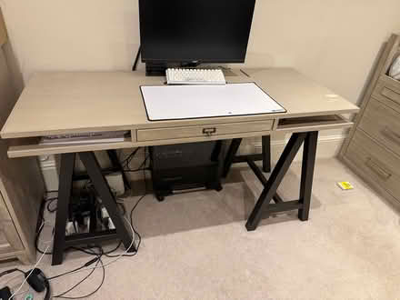 Photo of free PBTeen desk (St. Johns Wood NW8) #1