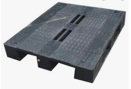 Photo of Plastic pallets (Manchester M19) #2