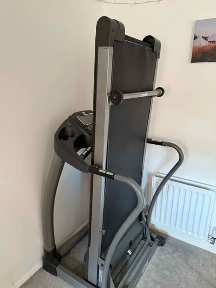 Photo of free Running machine (CB23) #2