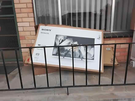 Photo of free BBQ and boxes (Albury) #2
