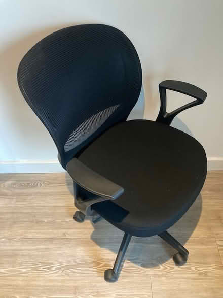 Photo of free Office chair with mesh back (Wembley Park HA9) #2