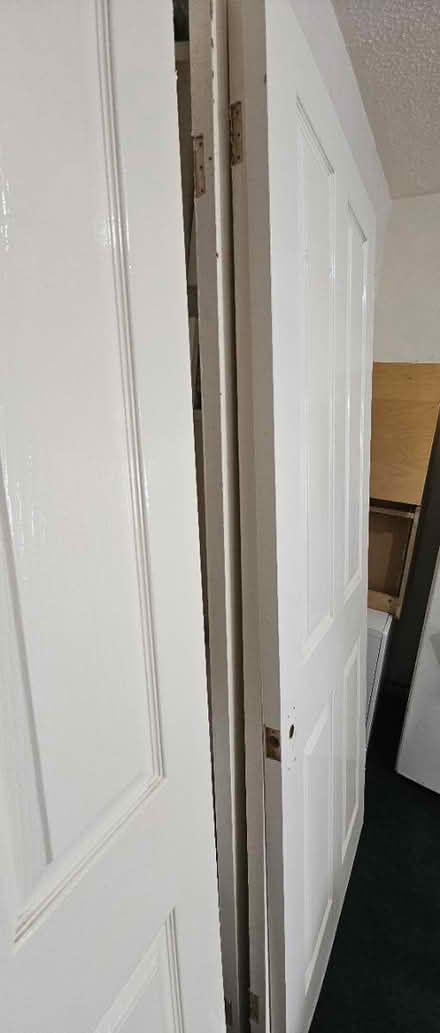 Photo of free 5 FREE wooden internal doors LUTON (Luton) #2