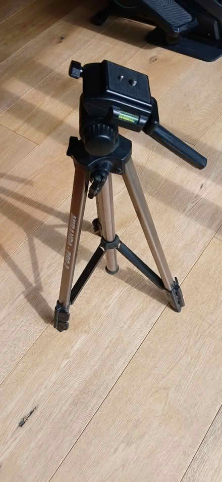 Photo of free Camera tripod (Newbury racecourse. RG14) #2