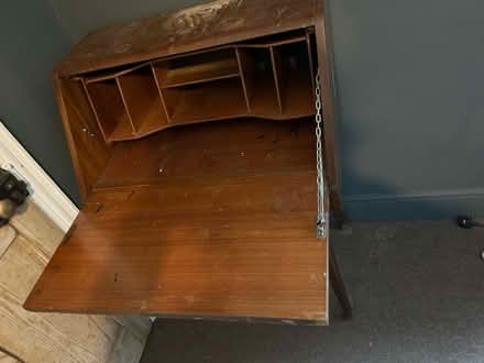 Photo of free Bureau (EX39) #2