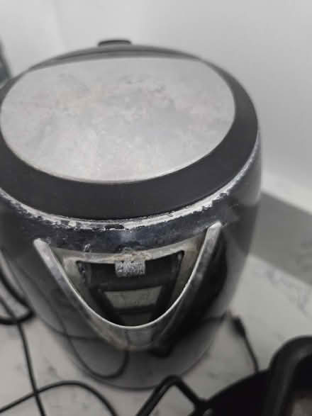 Photo of free Old kettle works ok but needs a clean and de-scaling (Little Heath RG31) #2