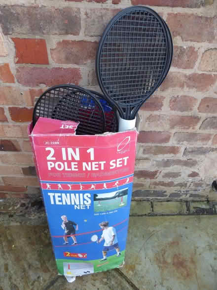 Photo of free children's 2 in 1 pole net set and accessories (Latchford WA4) #1