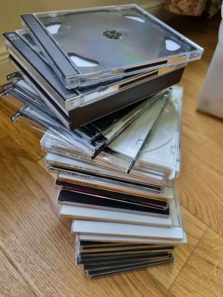 Photo of free CD/DVD cases (Woosehill RG41) #2