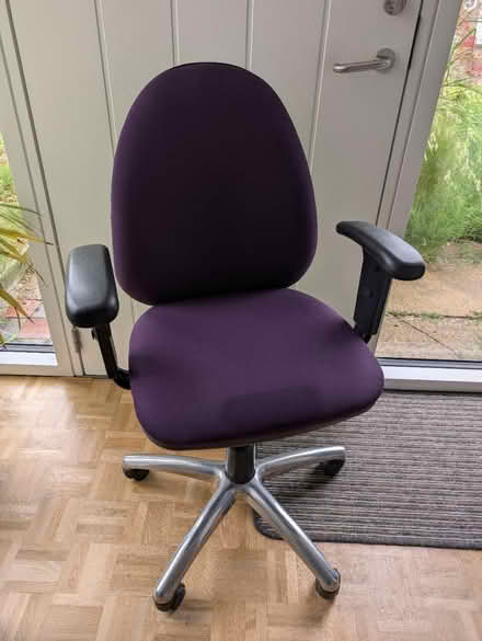 Photo of free Office chair - purple (CB4) #1