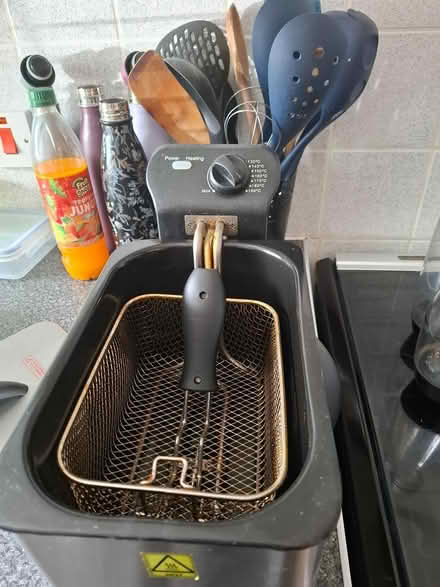 Photo of free Deep fat fryer (Mitcham) #1