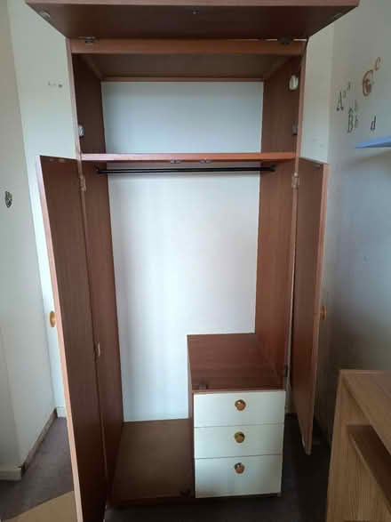 Photo of free Small wardrobe (Kettering (Brambleside area)) #1