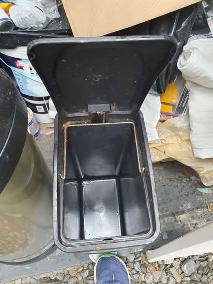 Photo of free 20L peddle bin (South Ealing) #2