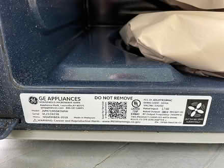 Photo of free GE Microwave/Range Hood Combo (Cleveland Park) #3