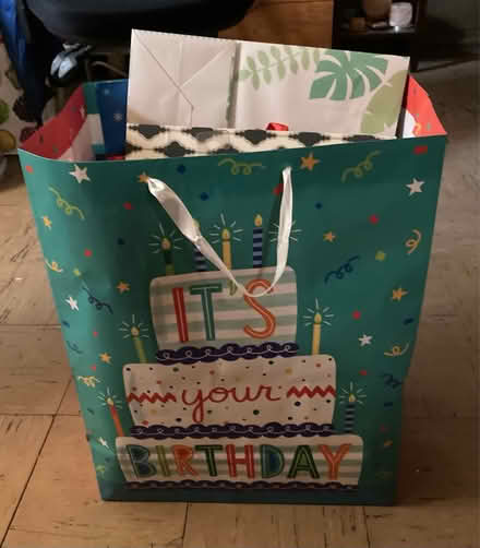 Photo of free Birthday gift bags (Airmont ny) #1