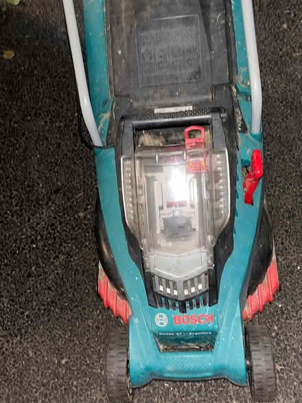 Photo of free Lawn mower for spares, no battery (Kt3 4bf) #1