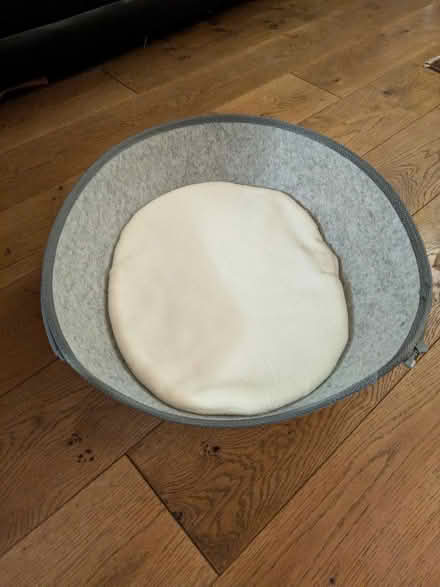 Photo of free Cat bed (Two Dales DE4) #2