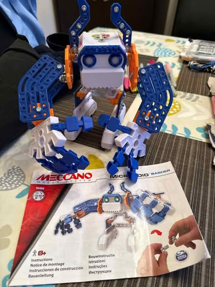 Photo of free Programmable Robot- working (Hatch Warren RG22) #1