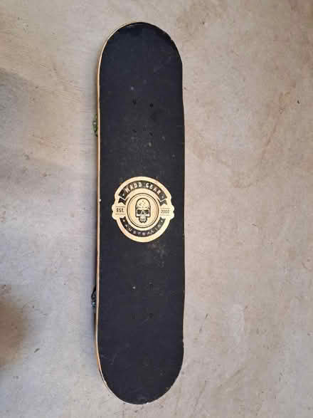 Photo of free Skateboard (Hoddom DG11) #1