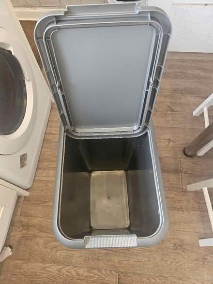 Photo of free 45L bin (Malvern Link WR14) #3