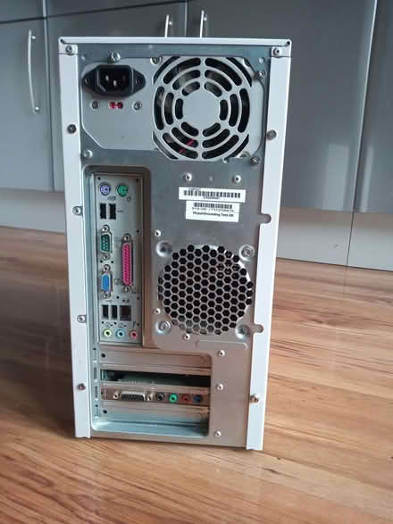 Photo of free Fujitsu Siemens computer (Eardington) #2