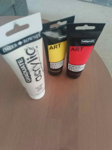 Photo of free Acrylic paints (DA8 Erith) #1