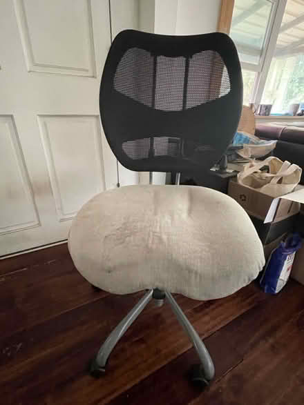 Photo of free Office Chair (Los Angeles/NELA/ELA 90032) #1