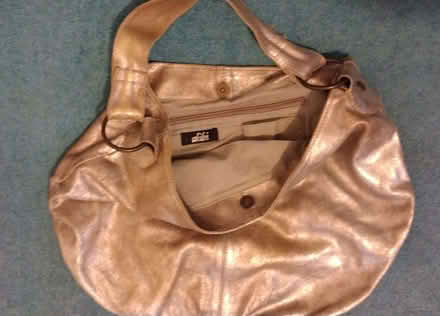Photo of free Gold leather shoulder bag (Crosspool S10) #2
