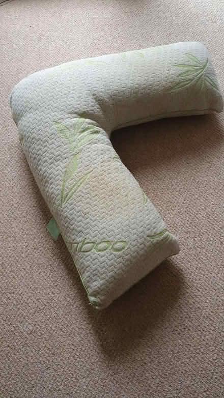 Photo of free Pregnancy / "V" pillow (Batheaston) #1