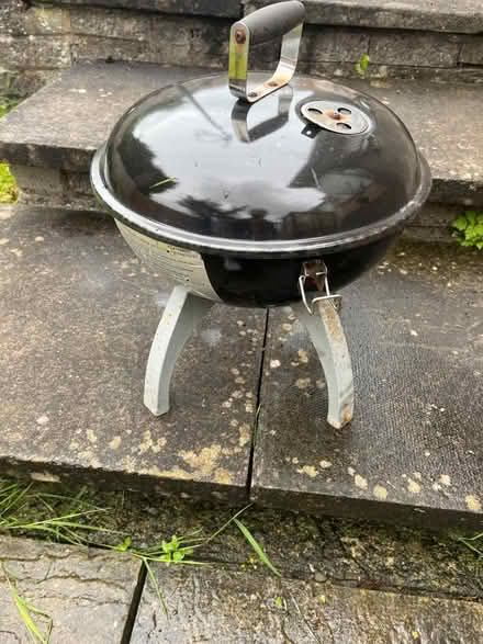 Photo of free Small portable barbecue (Paulton BS39) #2