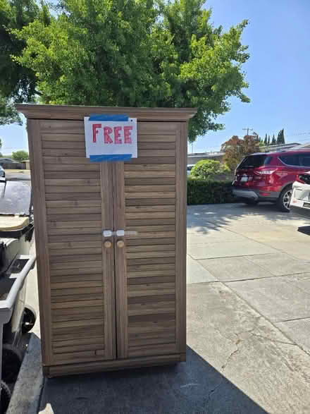 Photo of free Standing Cabinet (Lawrence expwy & Lakehaven) #1
