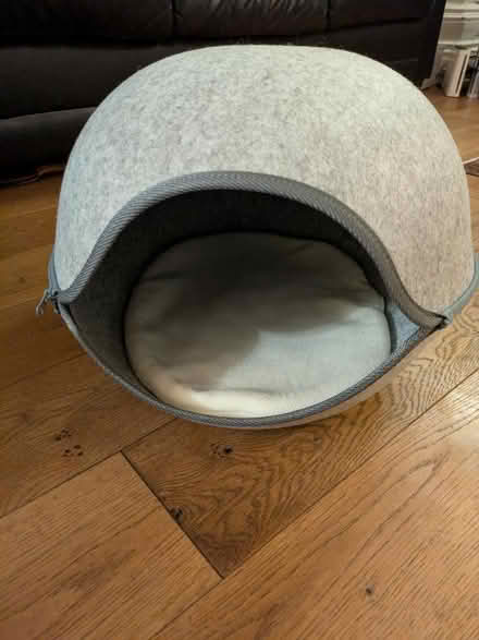 Photo of free Cat bed (Two Dales DE4) #1