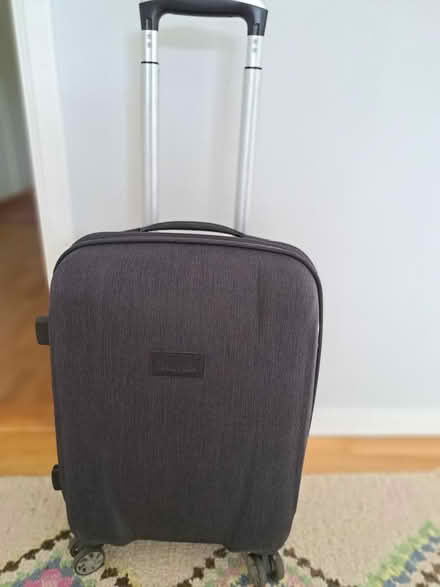 Photo of free 2 damaged cabin size carryons (Rotherhithe SE16) #1