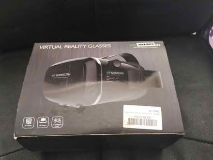 Photo of free VR headset (Hatfield, AL10) #1