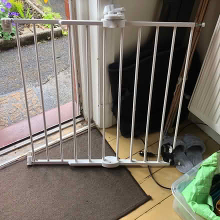 Photo of free Stair gate (extendable) (Penwortham PR1) #1
