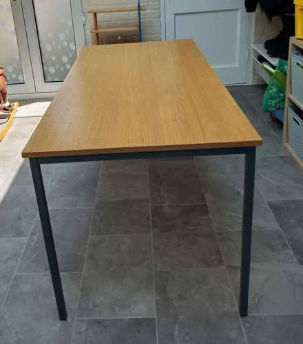 Photo of free craft/lab table (Segensworth East PO15) #1