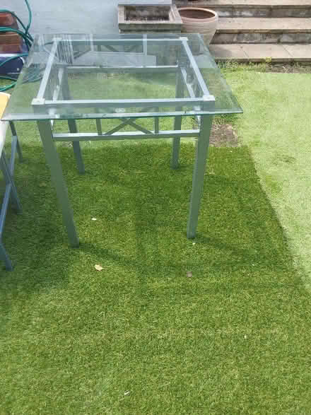 Photo of free Glass table & chaire (Mottingham SE9) #1