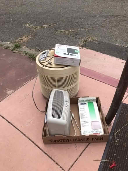 Photo of free Curb Alert: 2 working air filters (San Pablo Park area) #2