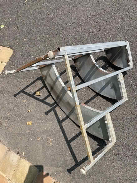 Photo of free Metal plant stand. (Bishopsworth BS13) #1